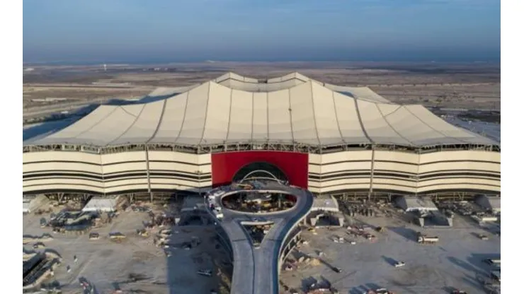 El estadio qatarí simula una carpa de los pueblos nómades locales