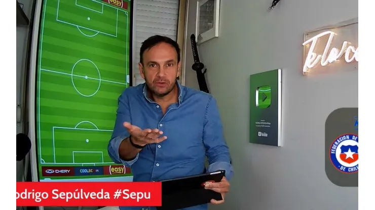 Sepu estuvo toda la noche con el partido de Chile y la vigilia de la decisión de la FIFA sobre el caso Byron Castillo
