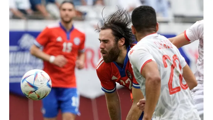 Ben Brereton Díaz intentó lo que más pudo, pero no tuvo conexión desde el mediocampo.
