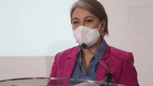 Ministra Jara defiende jornada de 40 horas