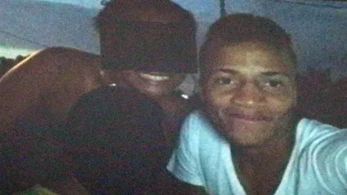 Byron Castillo no tiene hermano llamado Bayron, tiene una hermana y es tumaqueña y colombiana