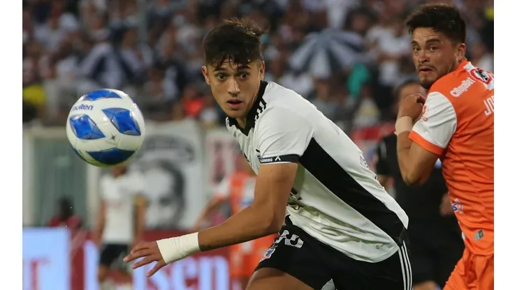 Pablo Solari podría partir de Colo Colo y sería una sensible baja para el segundo semestre