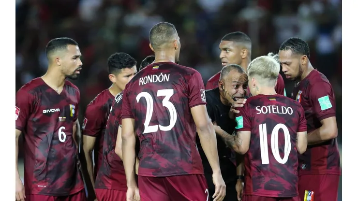 Venezuela está buscando renovarse de la mano de Pékerman