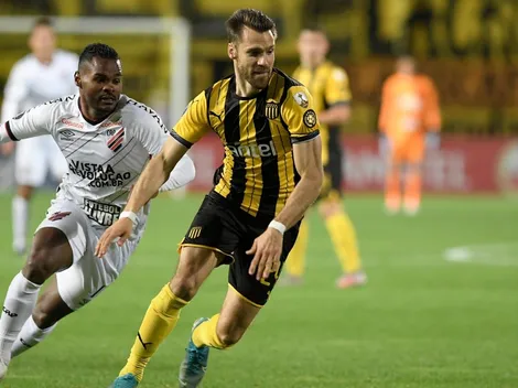 Solicitado por Holan: la UC busca a un central uruguayo