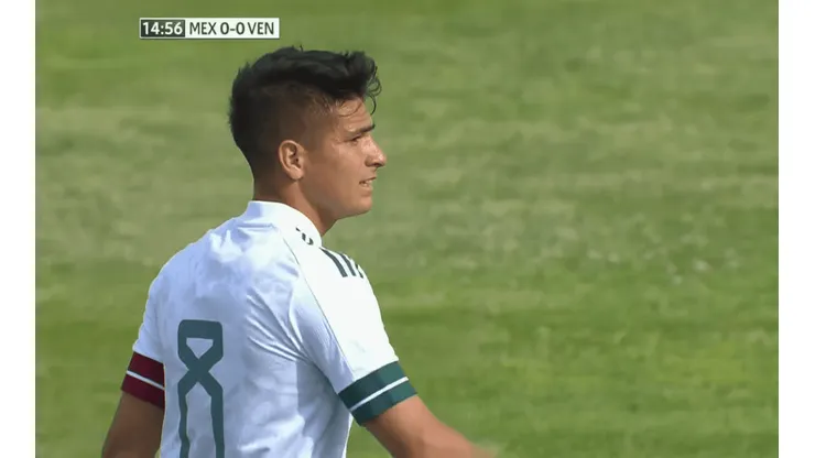Benjamín Galdames ha sido titular en los tres partidos de México.