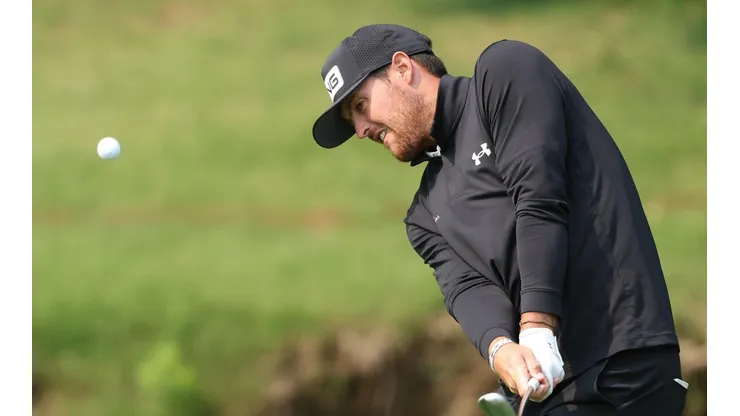 Mito Pereira deslumbró al mundo con un albatros.