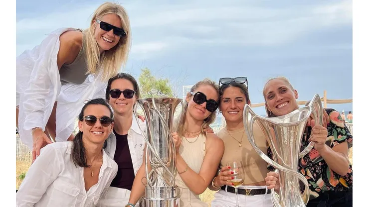 El alocado festejo del Lyon en Saint Tropez tras los dos títulos