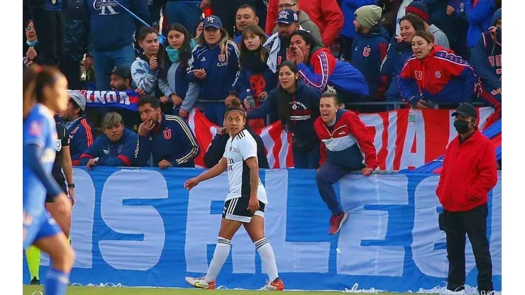 Las jugadoras de Colo Colo fueron hostilizadas y agredidas en su visita a la casa de Universidad de Chile