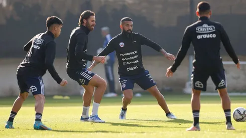 La selección chilena afina detalles para el inicio de la gira por Asia ante Corea del Sur