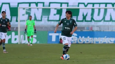 Jaime Valdés ingresó en el segundo tiempo y demostró su jerarquía.