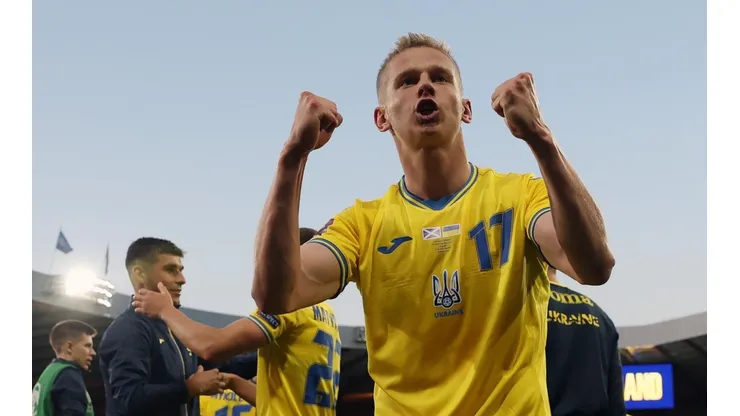 Oleksandr Zinchenko es uno de los emblemas de Ucrania.