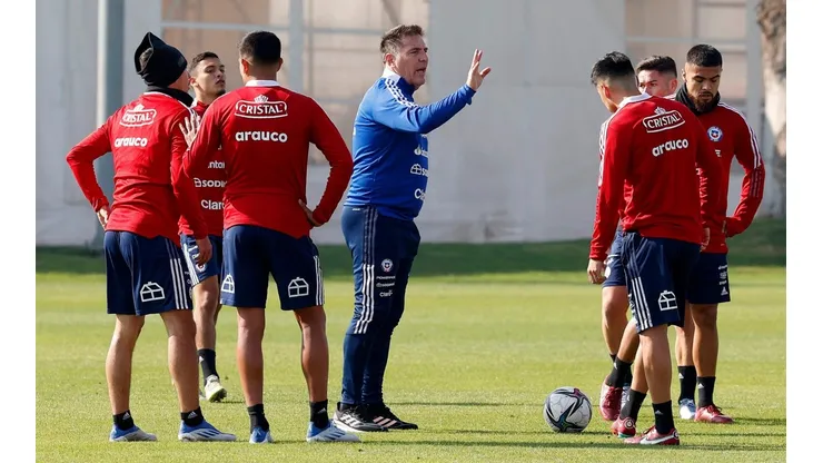 Berrizzo debuta este lunes con la selección chilena y Basaure llamó a ser cautos en el análisis
