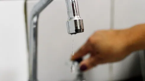 ¿En que comunas de Santiago se cortará el agua y hasta cuándo?