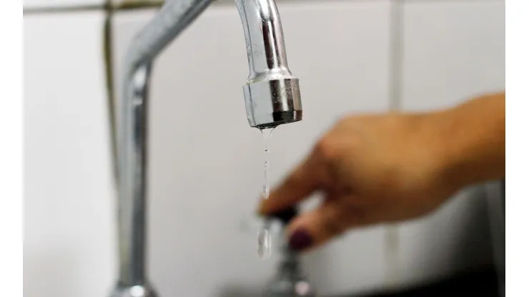 ¿En que comunas de Santiago se cortará el agua y hasta cuándo?