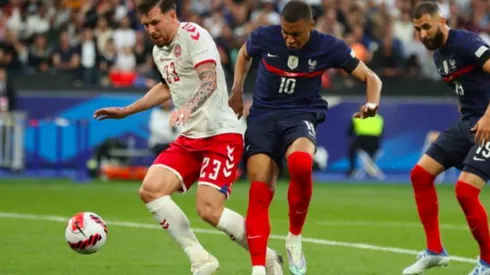 Dinamarca amargó a Francia y la venció por 1-2