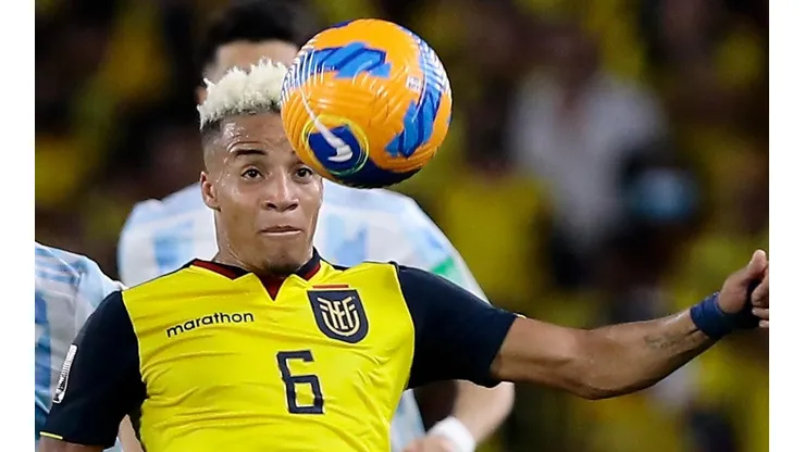Byron Castillo se va a México, según la prensa de Ecuador.
