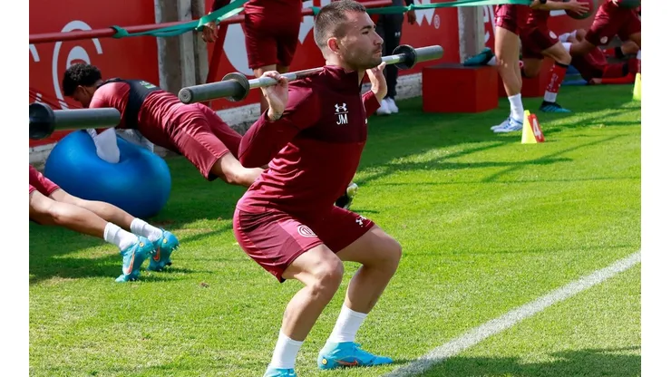 Jean Meneses ya se encuentra en pretemporada con su nuevo equipo.