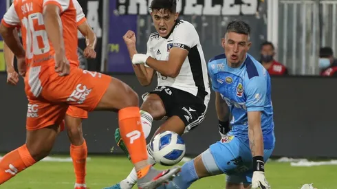 El América viene a llevarse a Pablo Solari de Colo Colo.