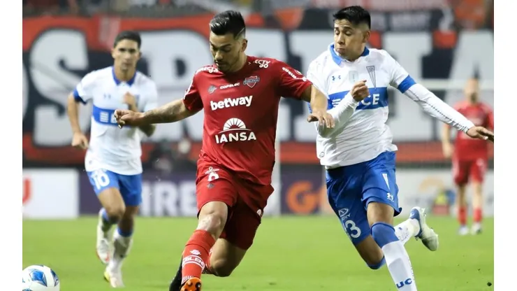 Galani puede dejar la UC