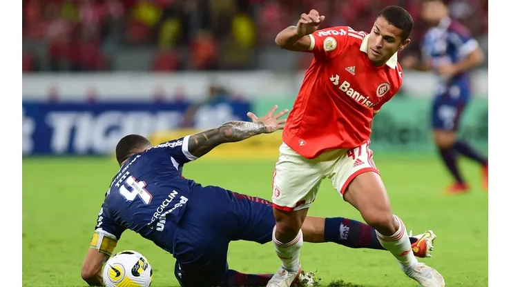 Los del Colorado deben jugar este domingo por el Brasileirao, pero hoy se retiraron de la práctica