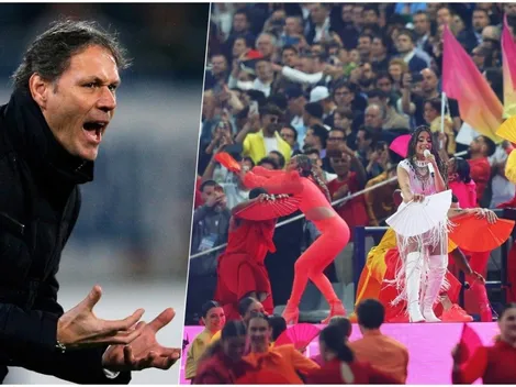 Van Basten destroza los shows musicales en el fútbol