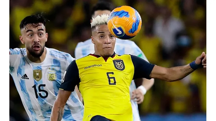 Byron Castillo está complicado para sumarse a la selección