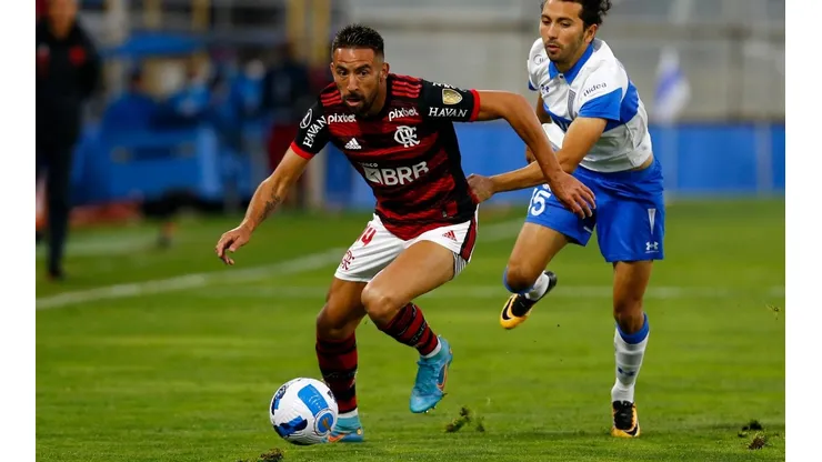 Isla finaliza contrato el 31 de diciembre con Flamengo y se abre la posibilidad de un regreso a Chile