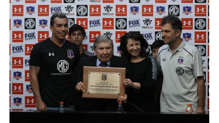 Reyes, quien dedicó gran parte de su carrera médica a Colo Colo, falleció a los 94 años