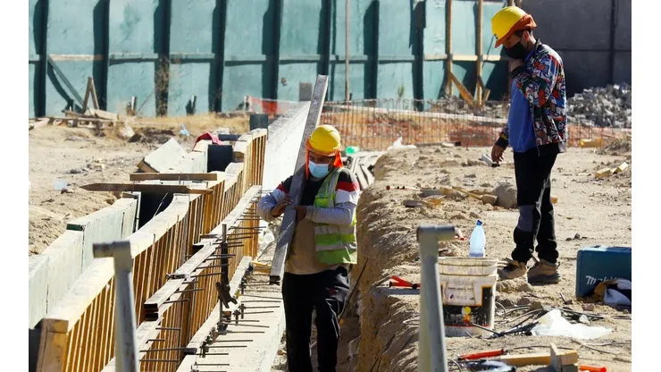 Desocupación cayó al 7,7% en Chile en el trimestre móvil febrero-abril