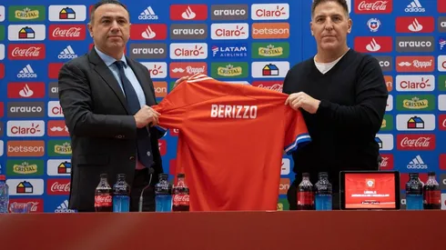 Eduardo Berizzo asume oficialmente como nuevo entrenador de la selección chilena de fútbol