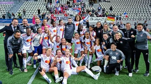 La multilingüe Tiane festeja el nuevo título con el Lyon hablando en francés