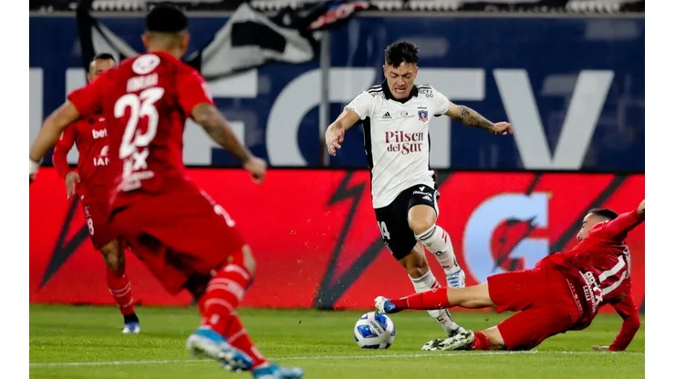 Colo Colo ante Ñublense en el Monumental.