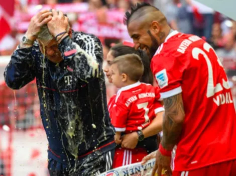 Arturo Vidal felicita a Carlo Ancelotti tras ganar la Champions
