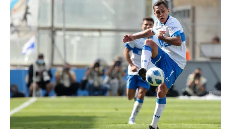 La UC recibe a Antofagasta con varios cambios y en un estadio San Carlos de Apoquindo sin hinchas.