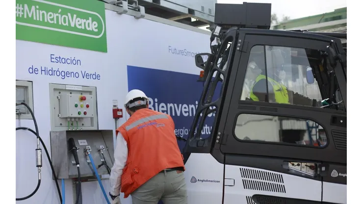 Corfo firma acuerdos para construir las primeras plantas de hidrógeno verde