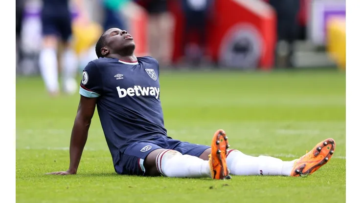 Un video donde el defensa del West Ham agredía a un gato se difundió en febrero de este año