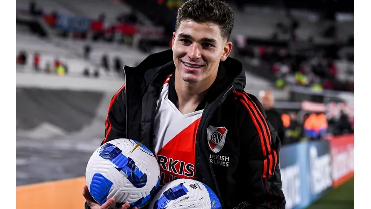 Julián Álvarez se llevó dos pelotas para la casa: MisterChip vibró con la goleada de River y entrega los datos históricos del partido de La Araña.