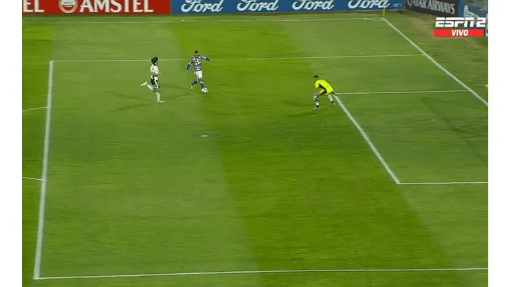 Moises puso el 0-2 parcial para Fortaleza ante Colo Colo en la Libertadores.