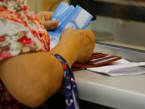 ¿Qué beneficios suben su monto desde este mes tras el aumento del sueldo mínimo?