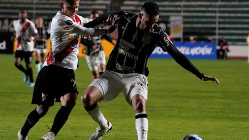 Corinthians depende de si mismo para avanzar de fase