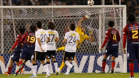 Cerro Porteño eliminó a Colo Colo con gol de tiro libre de Fabbro a los 88'