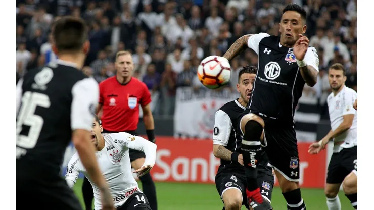 Lucas Barrios confía en el triunfo de Colo Colo ante Fortaleza