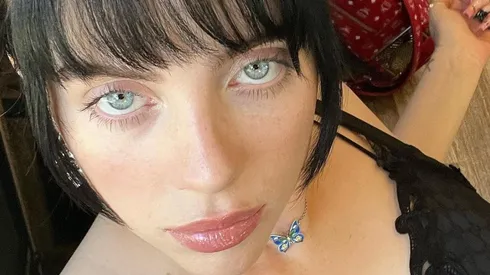 Billie Eilish se abrió a hablar sobre su padecimiento con David Letterman.