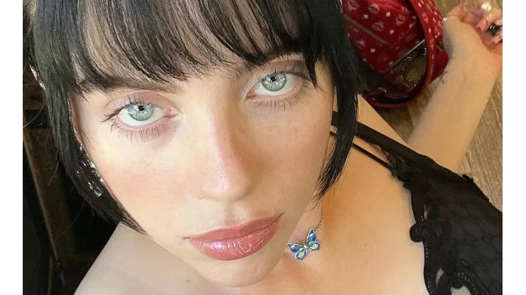 Billie Eilish se abrió a hablar sobre su padecimiento con David Letterman.