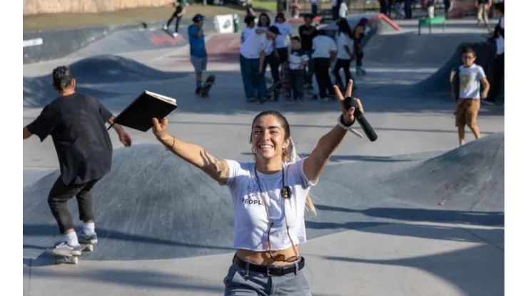 Cote Rojas en un taller de People Skate School