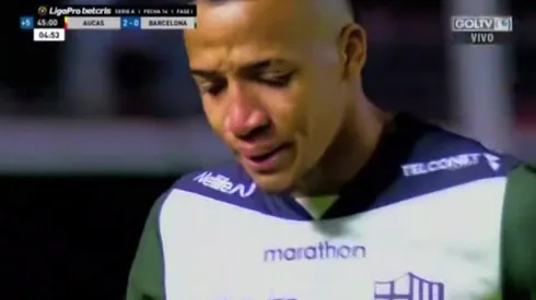 Eduardo Carlezzo encaró a Byron Castillo luego de llorar en el partido del Barcelona de Guayaquil en Ecuador