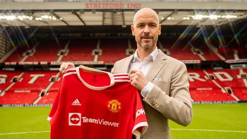 Ten Hak en su presentación en el Old Trafford