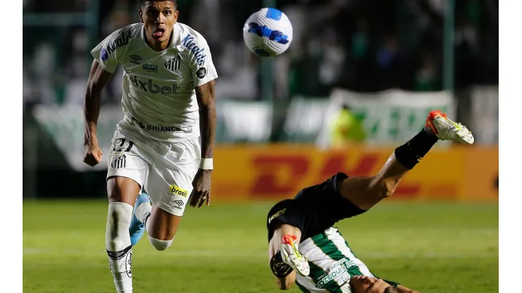 Santos tiene la primera opción de clasificar en Copa Sudamericana