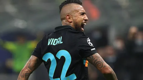 Vidal se despidió del Inter tras dos años