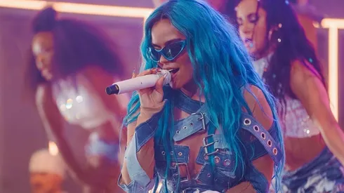 Karol G sobre el escenario de Cochella.